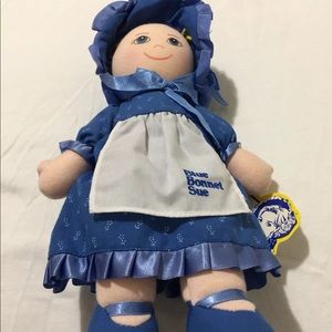 VINTAGE  DOLL Dakin Blue Bonnet Sue 11"